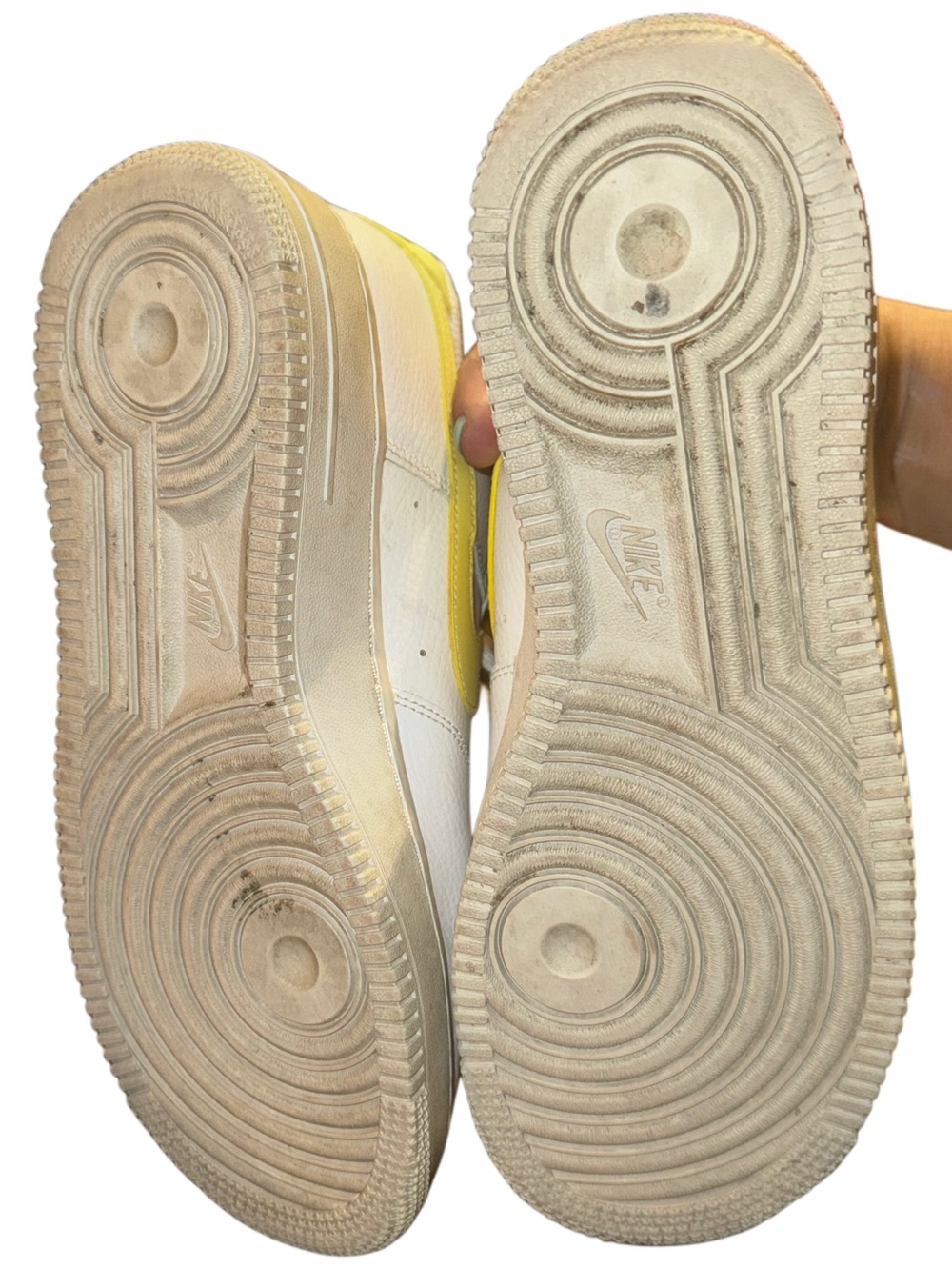 Nike Air Force 1 '07 "White Light Citron - Picture 12 of 13